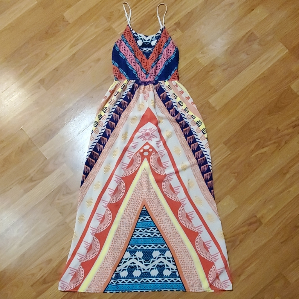 Vibrant ColorS maxi dress size M.